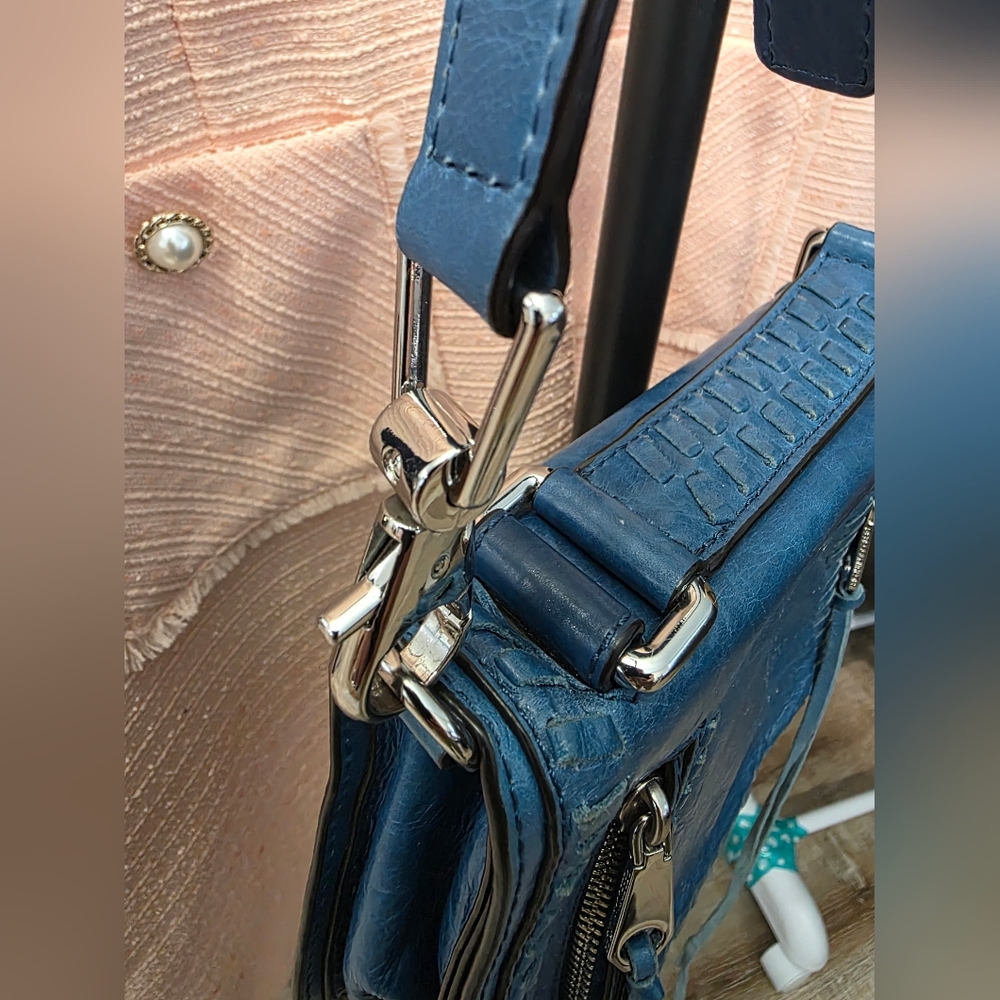 Rebecca Minkoff Royal Blue Leather Crossbody Bag - Like New - Picture 6 of 13